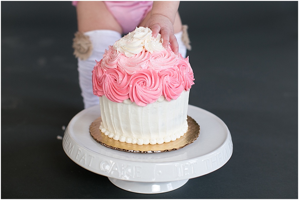 Maryland_family_Photographer_Aubree_Cake_Smash_first_Birthday_0024
