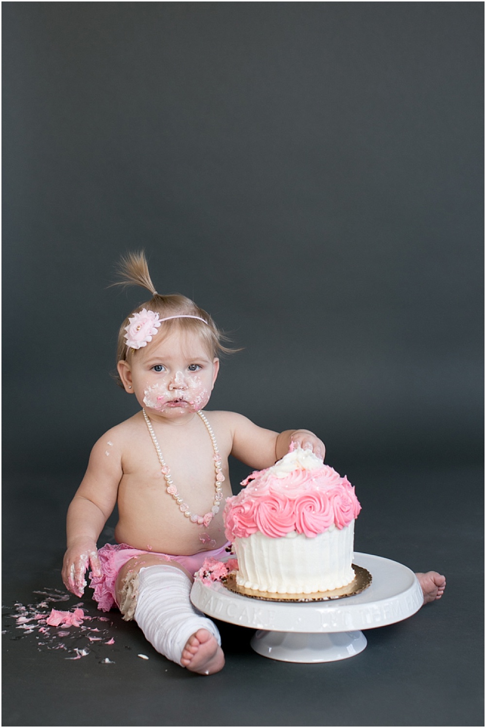 Maryland_family_Photographer_Aubree_Cake_Smash_first_Birthday_0031