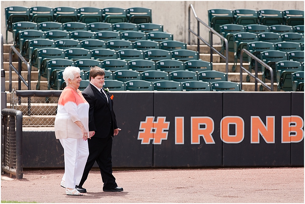 Ripken_Stadium_Wedding_Baltimore_Wedding_Photographer_0024