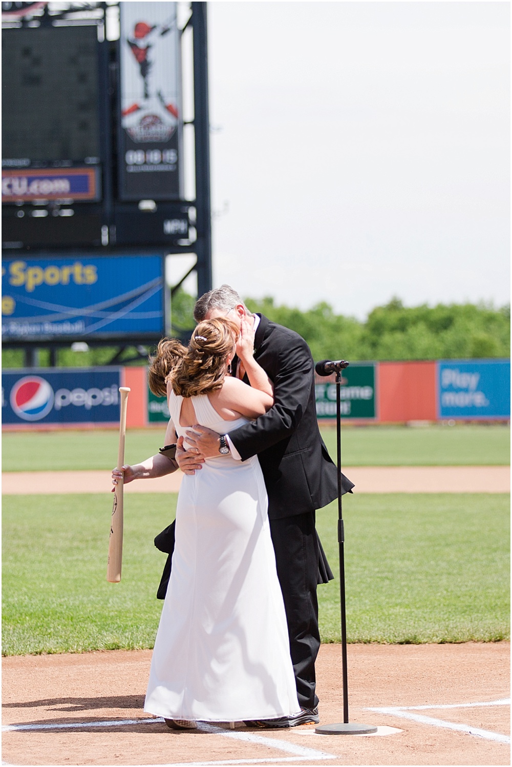 Ripken_Stadium_Wedding_Baltimore_Wedding_Photographer_0050