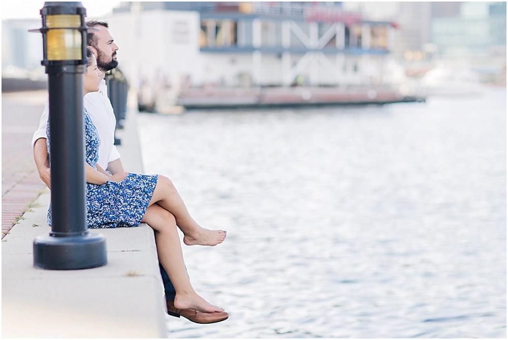 Liz_Robert_Federal_Hill_Engagement_Session_Baltimore_Wedding_Photographer_0004