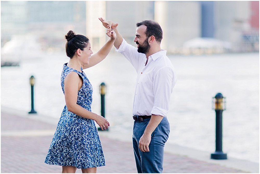 Liz_Robert_Federal_Hill_Engagement_Session_Baltimore_Wedding_Photographer_0012