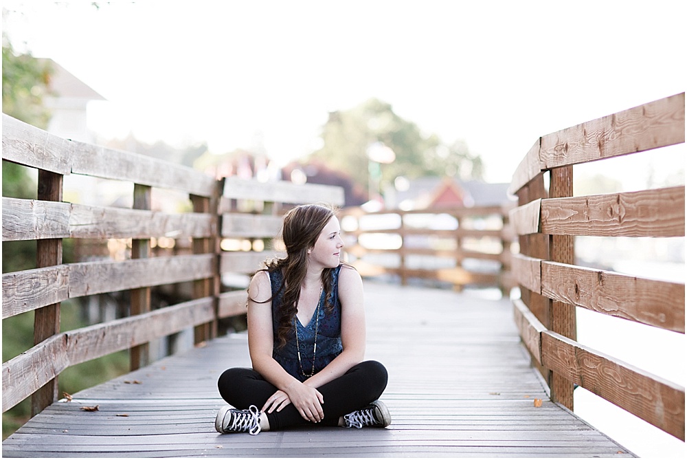 jessica_senior_portraits_downtown_poulsbo_pacific_northwest_photographer_0005